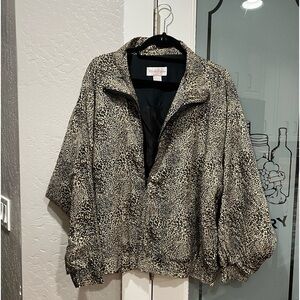 100% silk Rhoda Lynne leopard animal print Full Zip  utility jacket